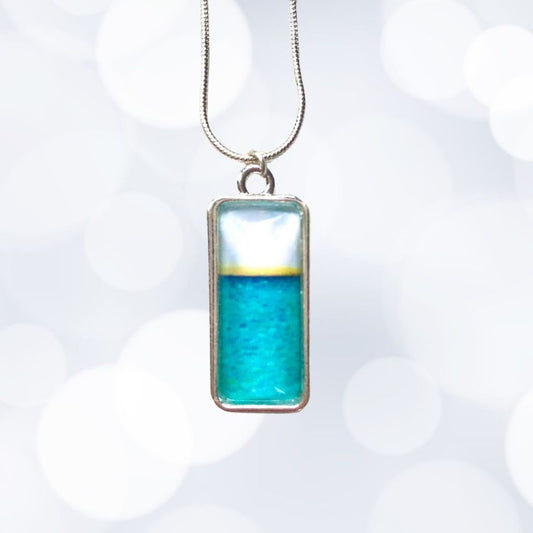 Sea Breeze Small Necklace