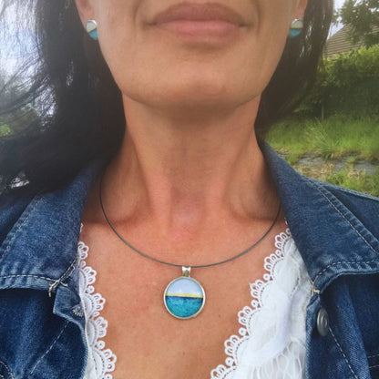 Sea Breeze Medium Necklace