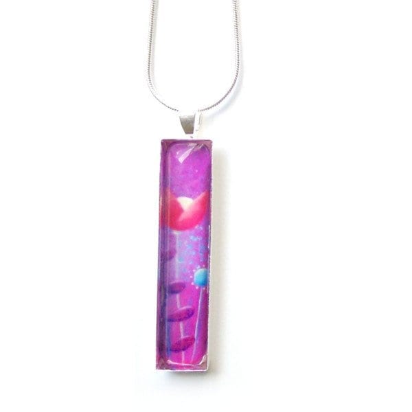 purple necklace