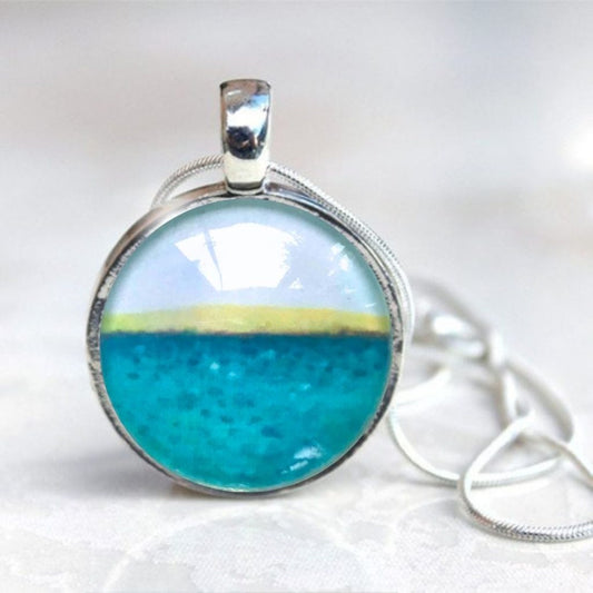 Sea Breeze Medium Necklace